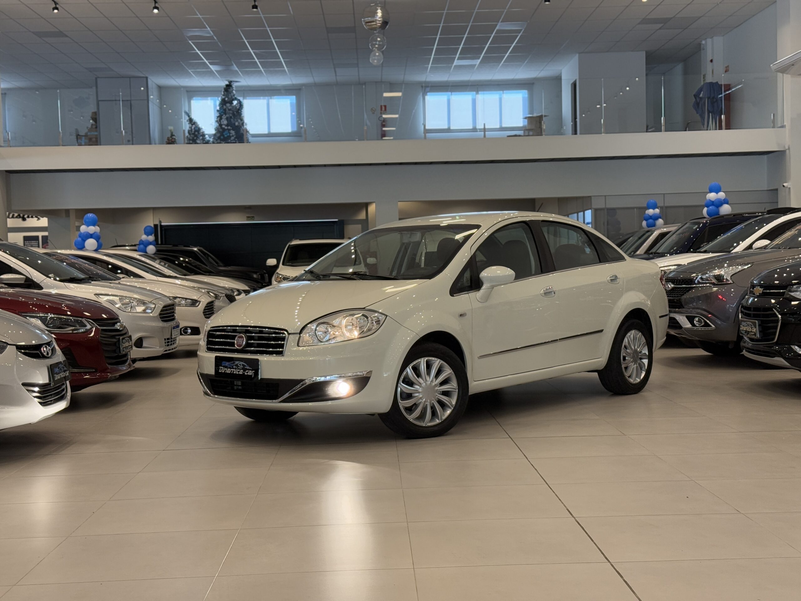 FIAT-LINEA ESSENCE DINAMICA CAR