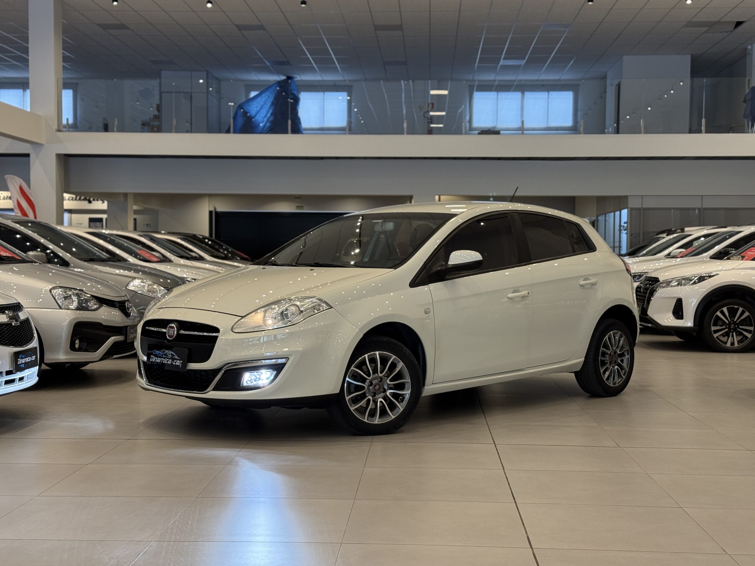 FIAT-BRAVO ESSENCE DINAMICA CAR