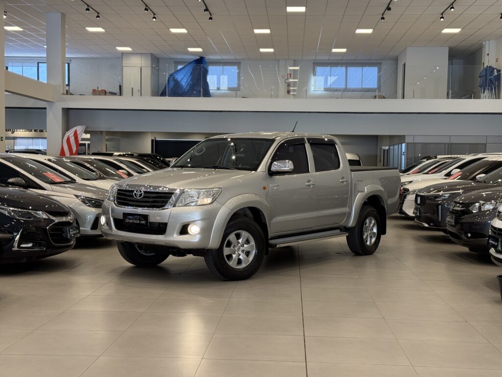 TOYOTA-HILUX SR DINAMICA CAR