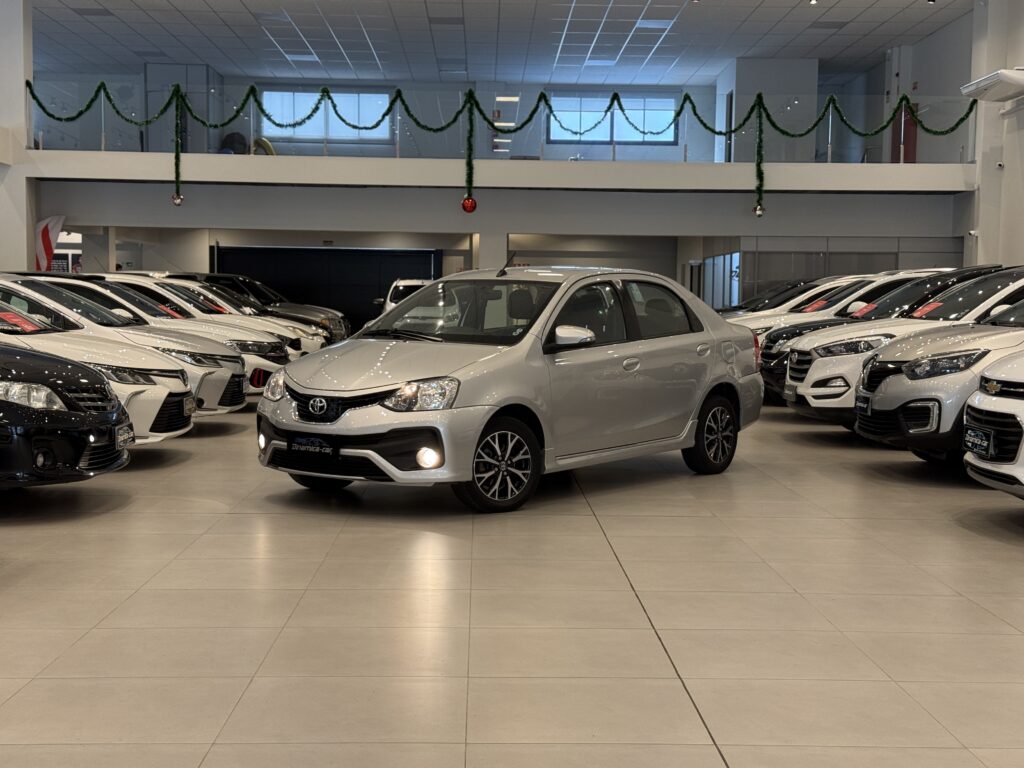 TOYOTA-ETIOS PLATINUM DINAMICA CAR