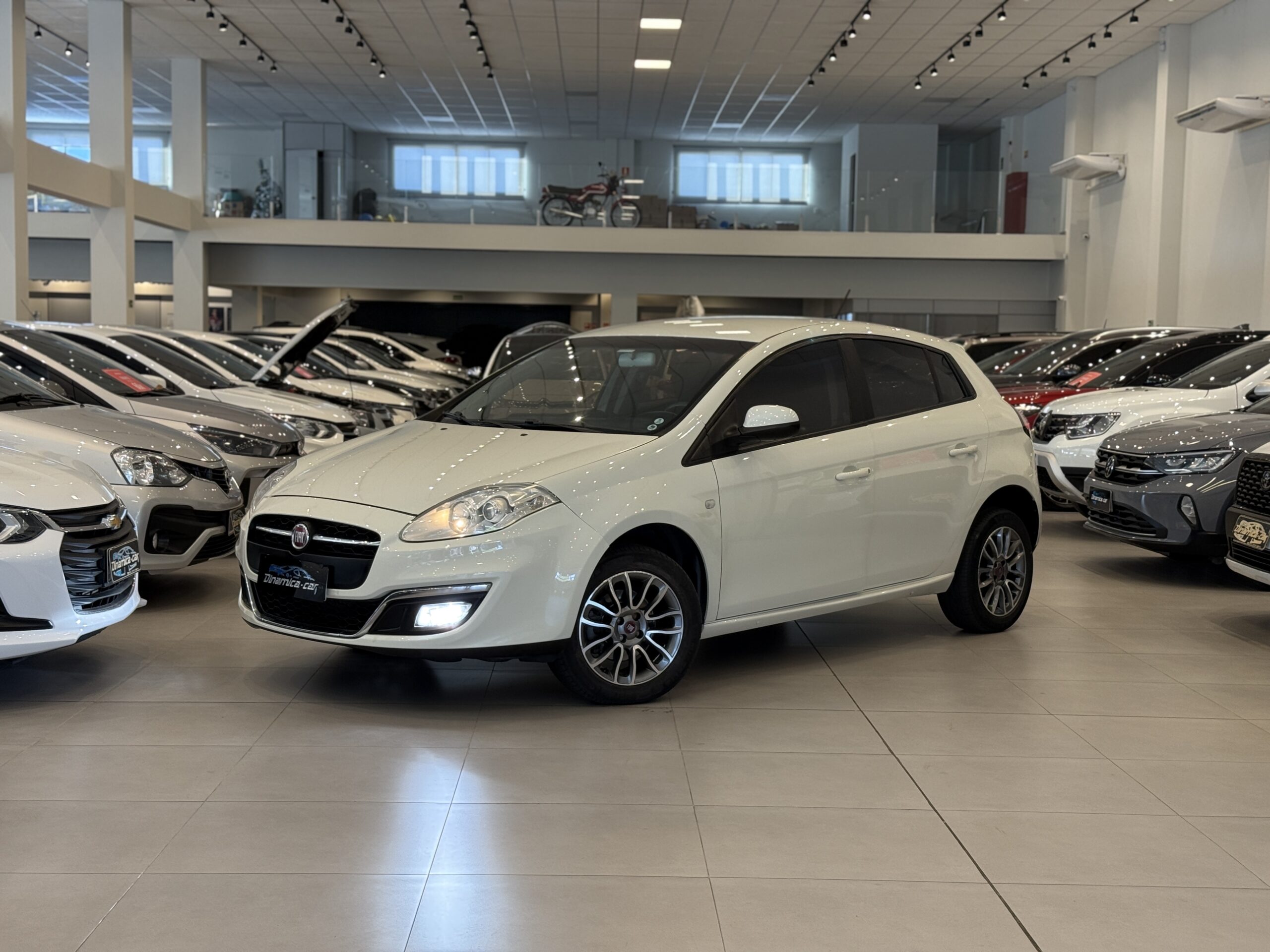 FIAT-BRAVO ESSENCE DINAMICA CAR