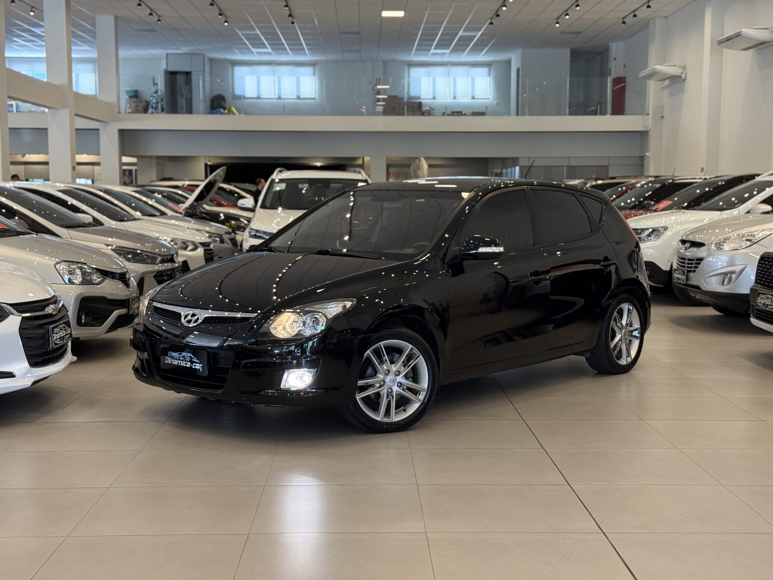 HYUNDAI-I30 HATCH DINAMICA CAR