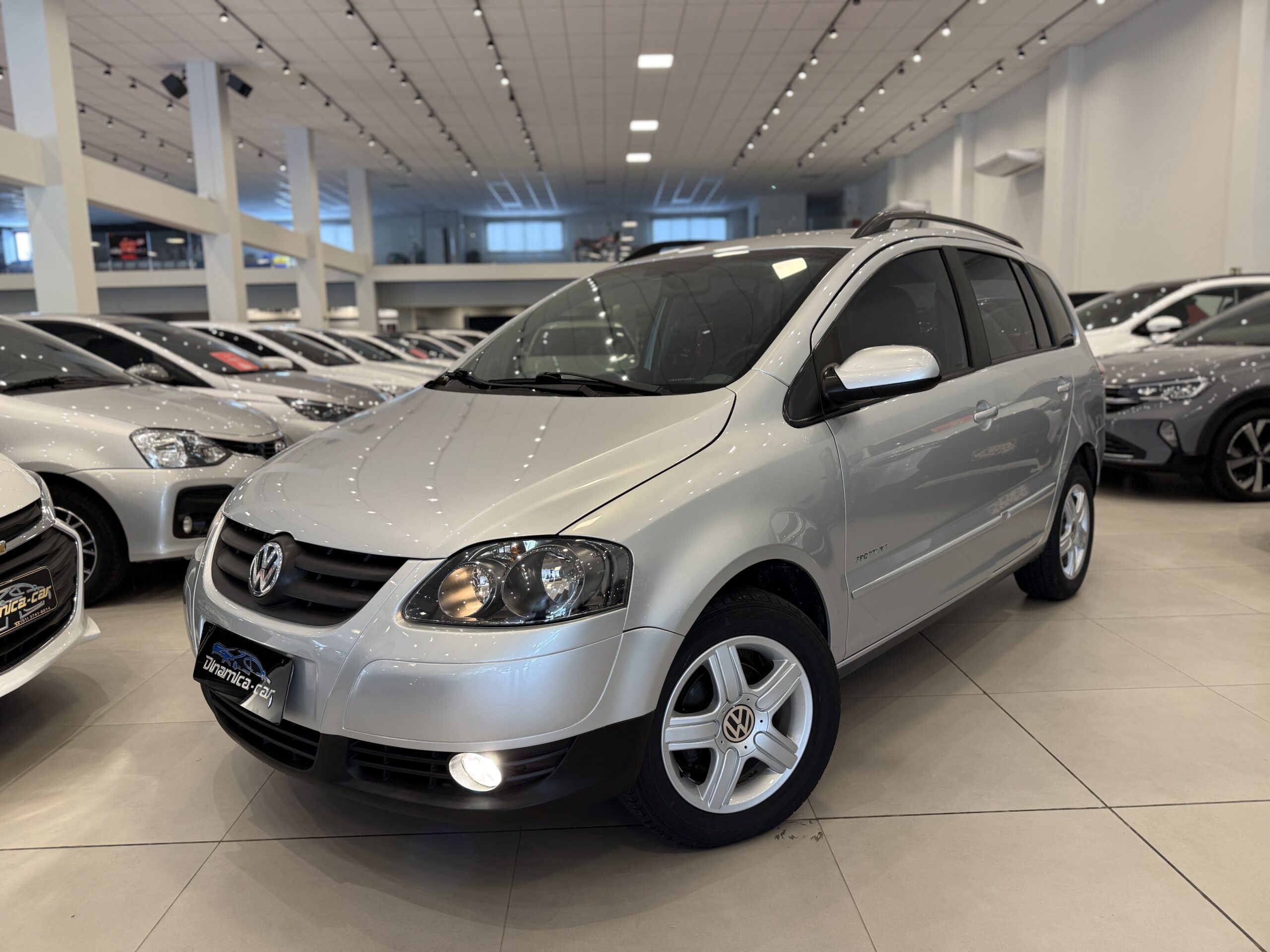 VOLKSWAGEN-SPACEFOX SPORTLINE DINAMICA CAR