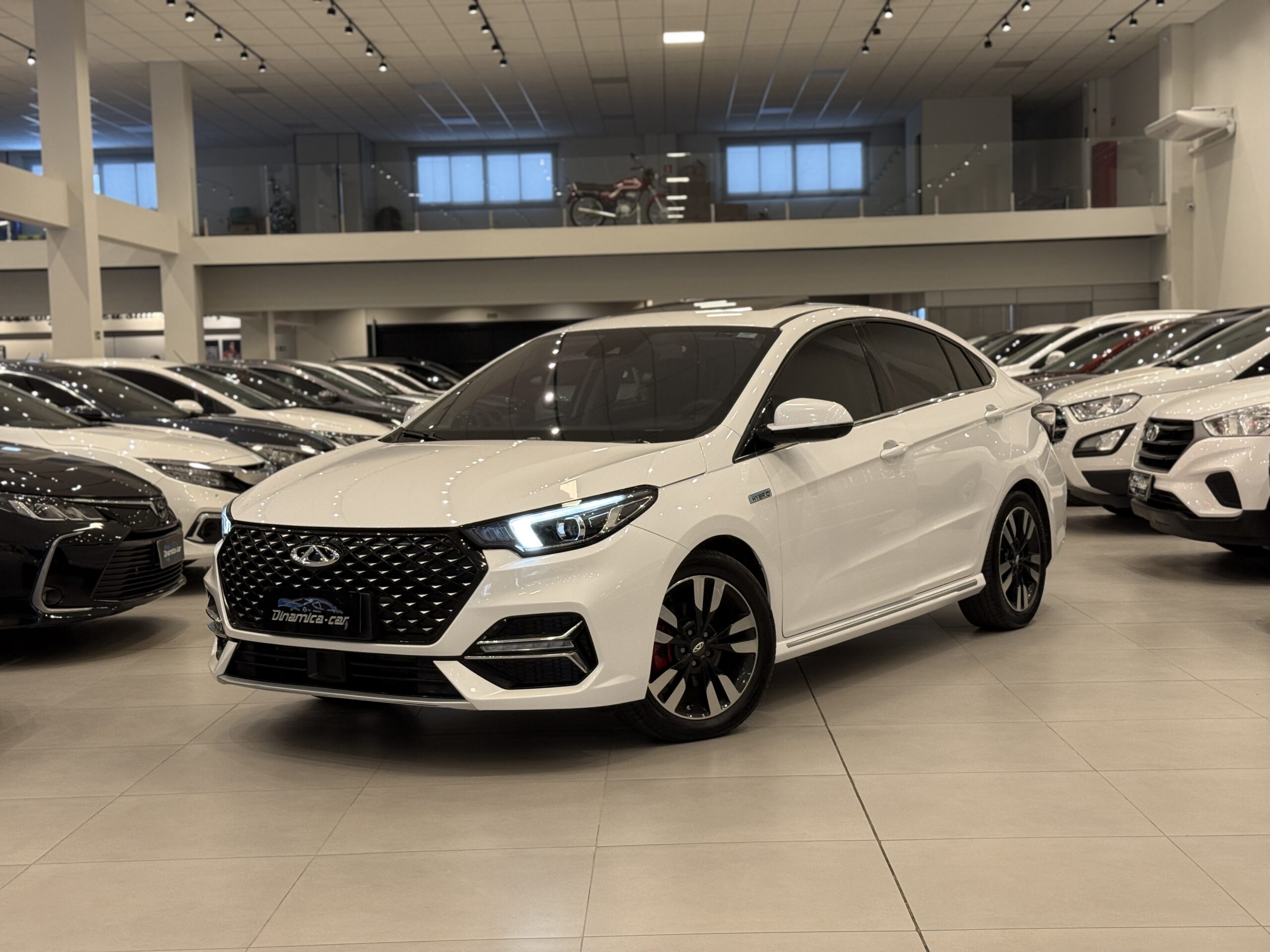 Exemplo de pesquisa: Chevrolet cruze, preto, 2020
