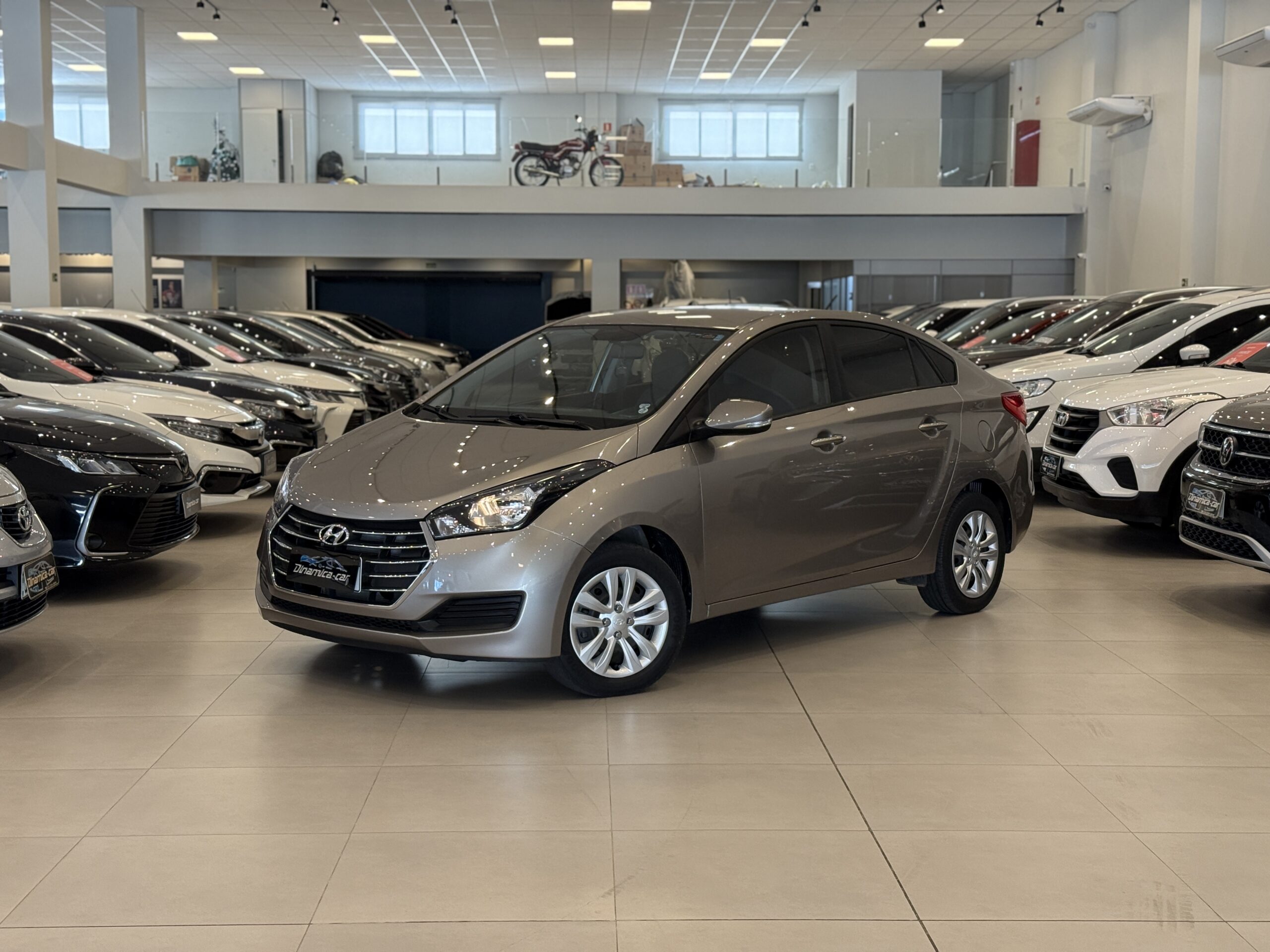 Exemplo de pesquisa: Chevrolet cruze, preto, 2020