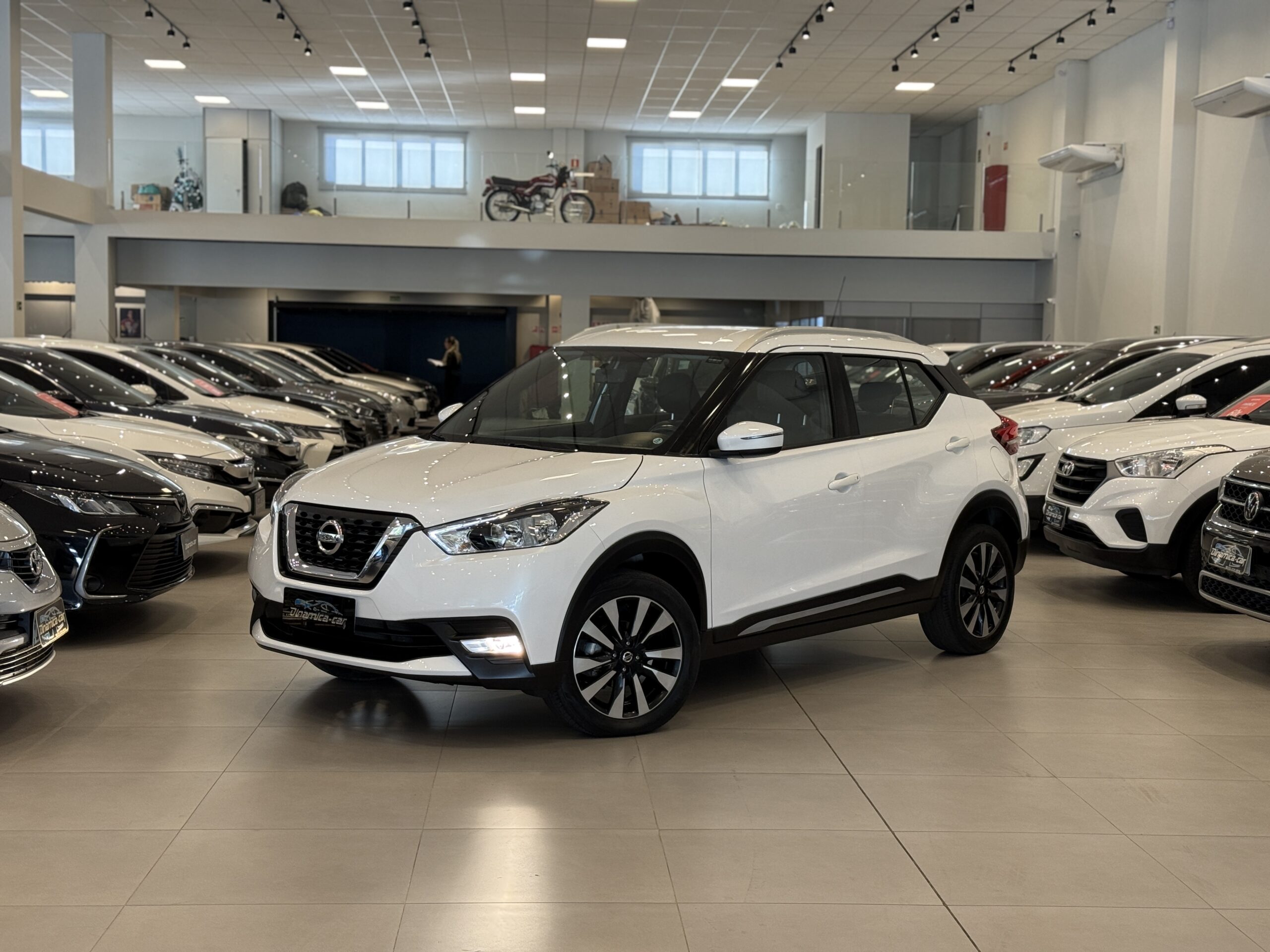 NISSAN-KICKS SV DINAMICA CAR