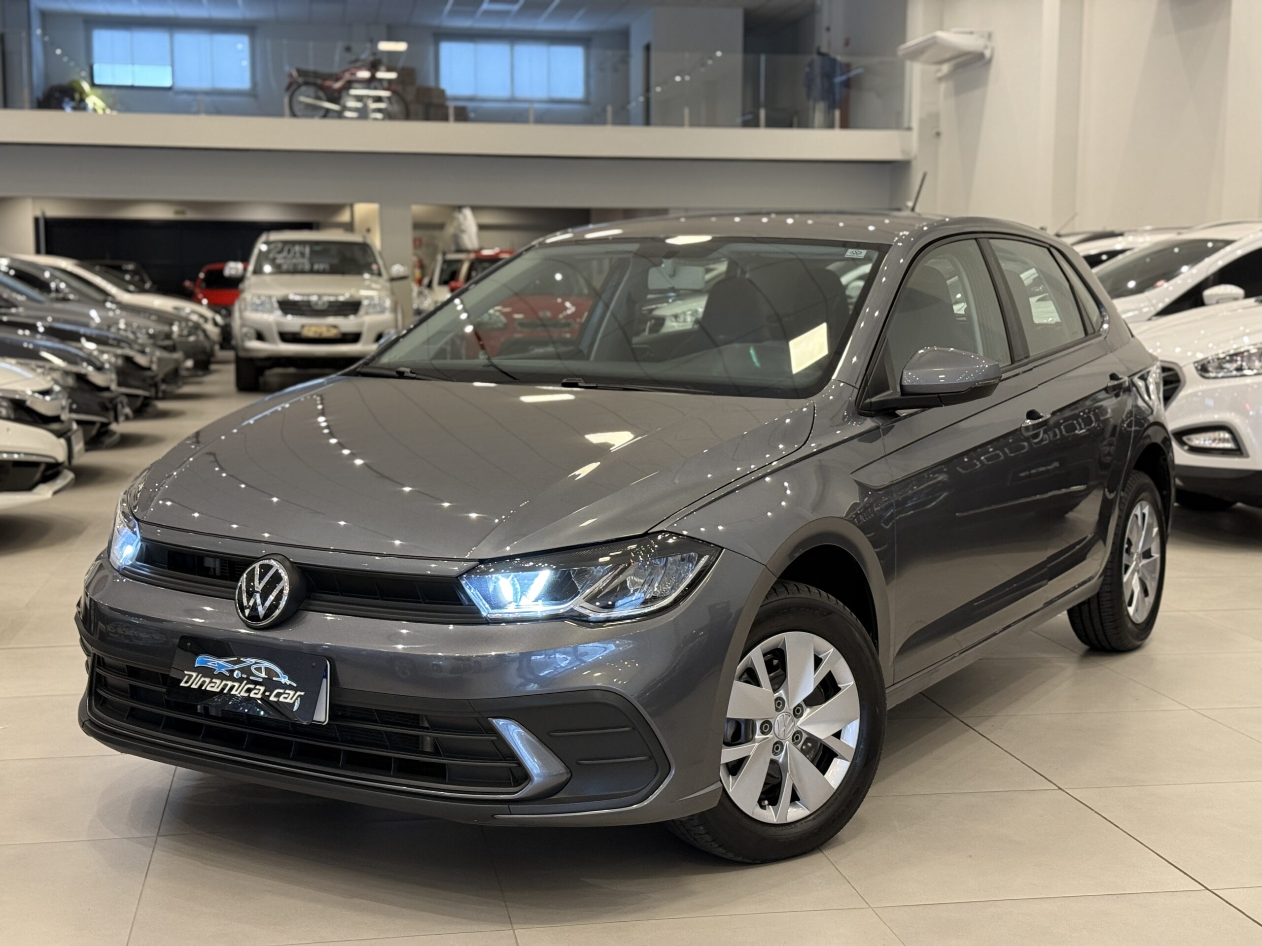 VOLKSWAGEN-POLO SENSE DINAMICA CAR