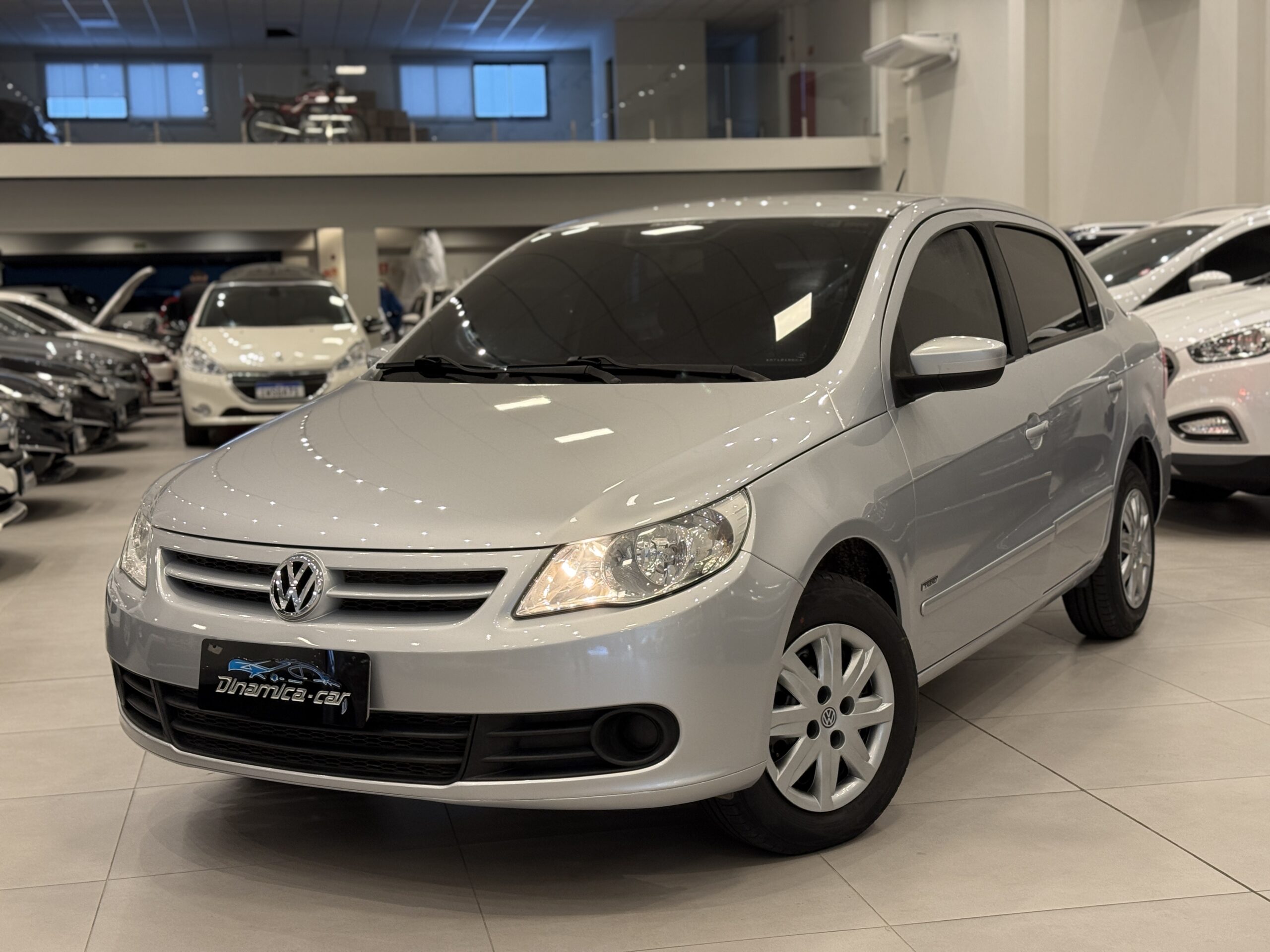 VOLKSWAGEN-VOYAGE TREND DINAMICA CAR