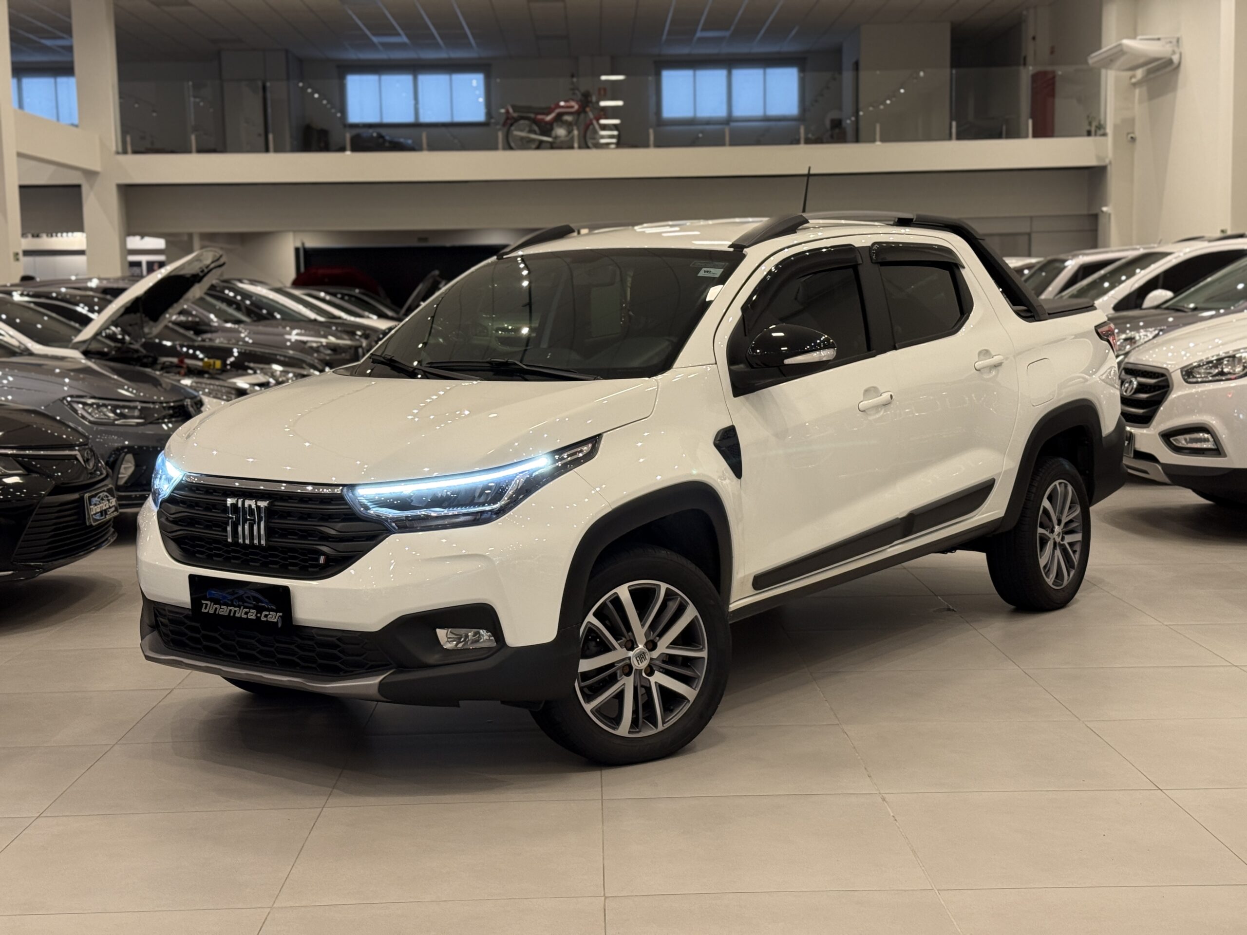 FIAT-STRADA VOLCANO DINAMICA CAR