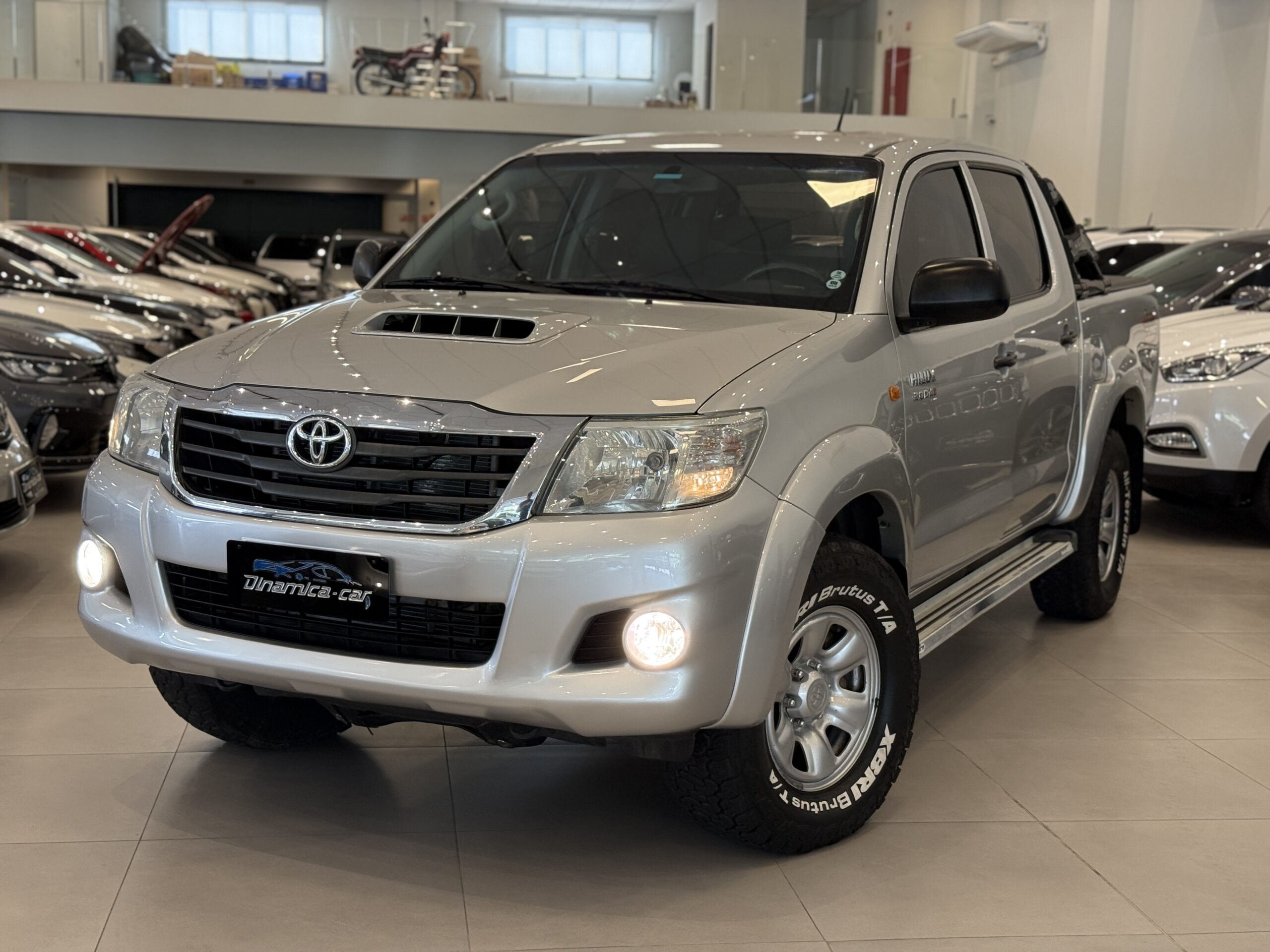 TOYOTA-HILUX CD DINAMICA CAR