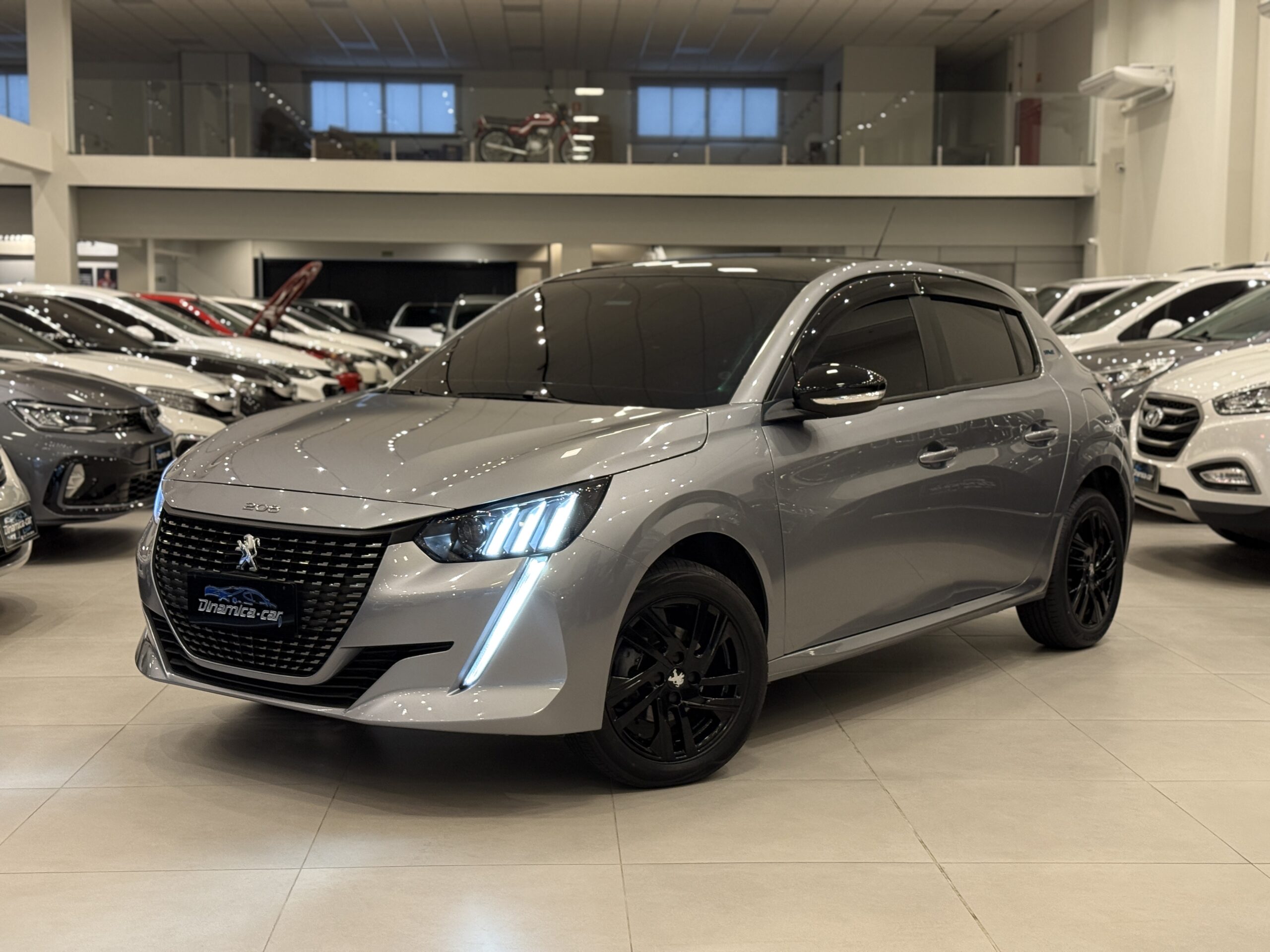PEUGEOT-208 STYLE DINAMICA CAR