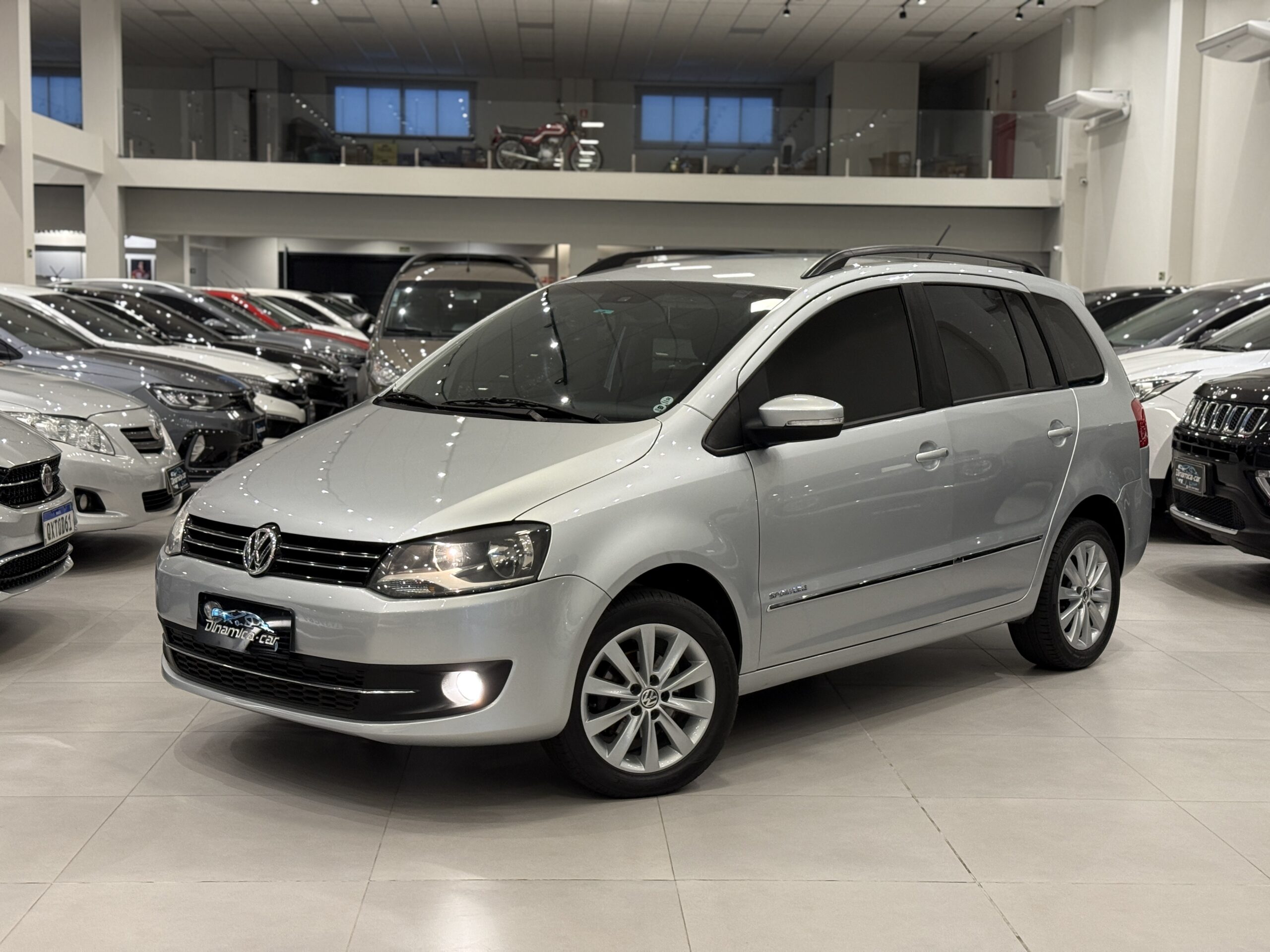 VOLKSWAGEN-SPACEFOX SPORTLINE DINAMICA CAR