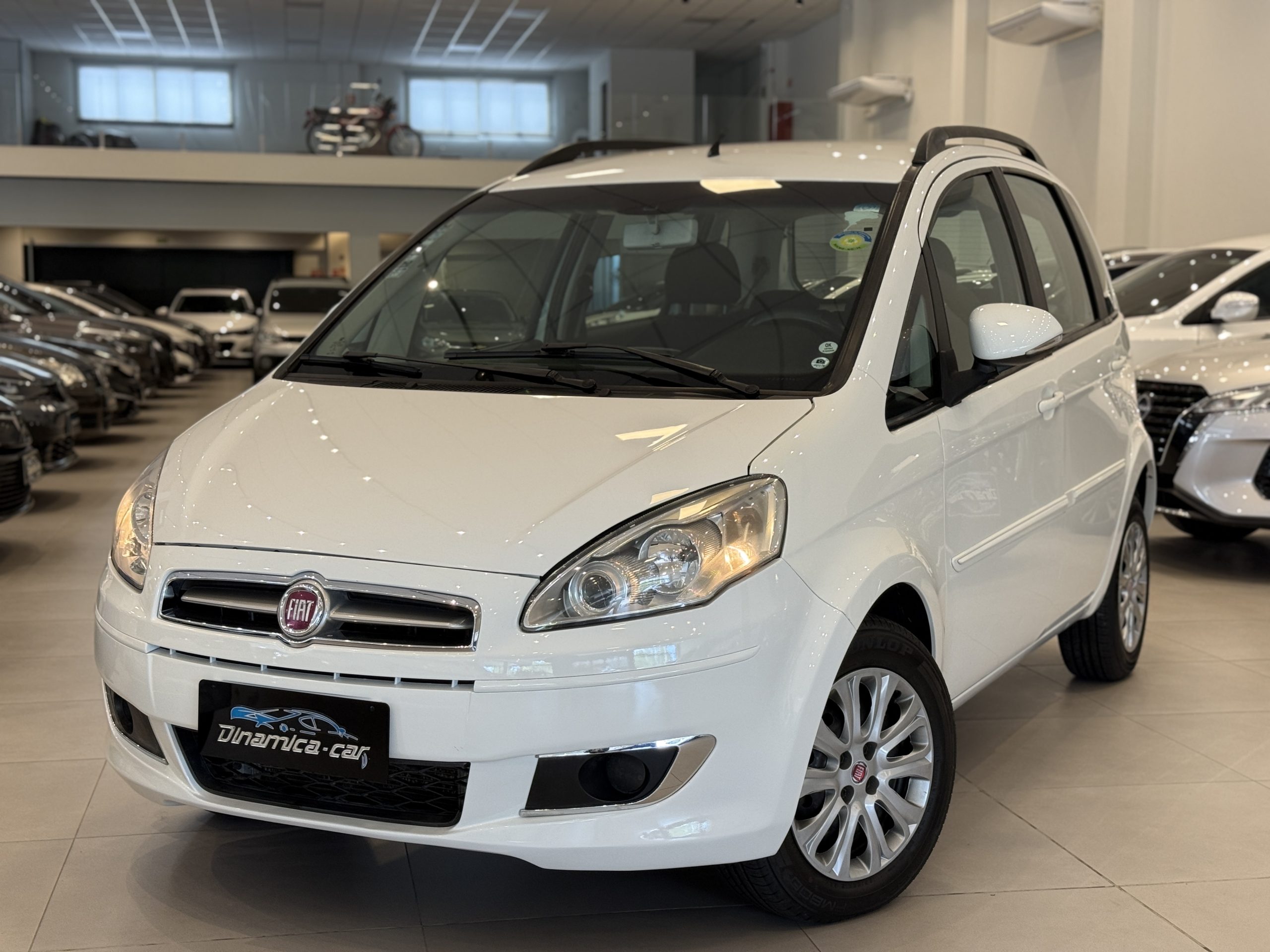 FIAT-IDEA ATTRACTIVE DINAMICA CAR