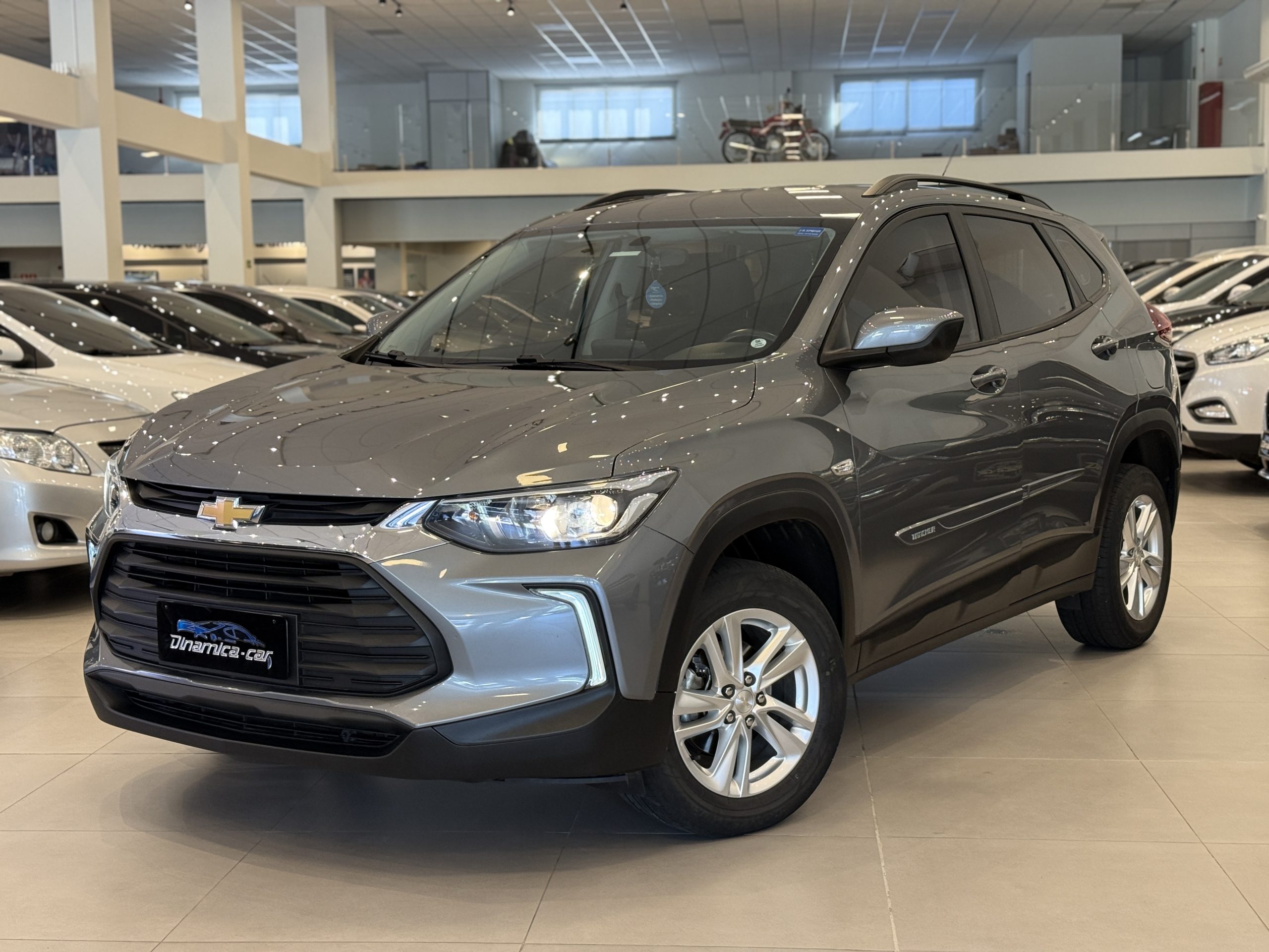 Exemplo de pesquisa: Chevrolet cruze, preto, 2020